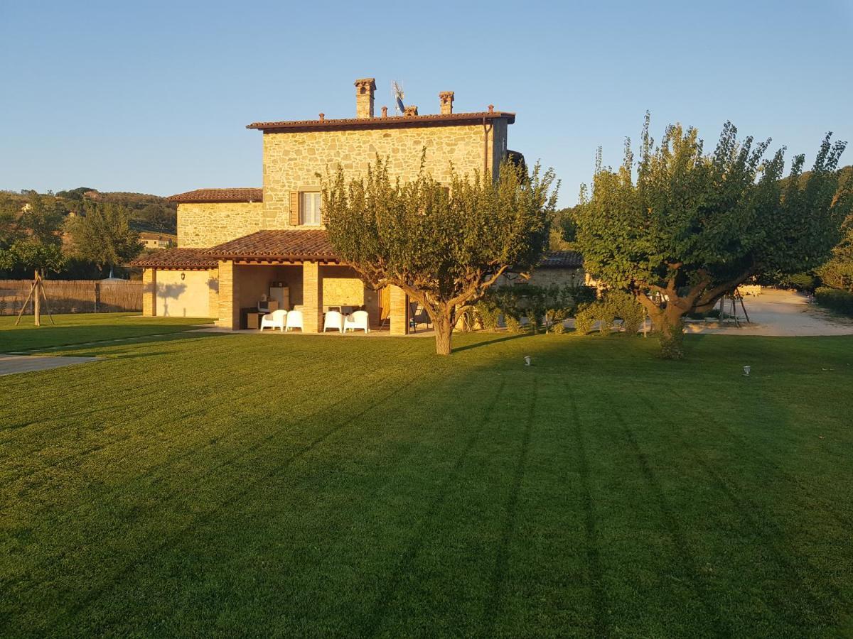 Agriturismo Villa Al Piano Todi Eksteriør billede