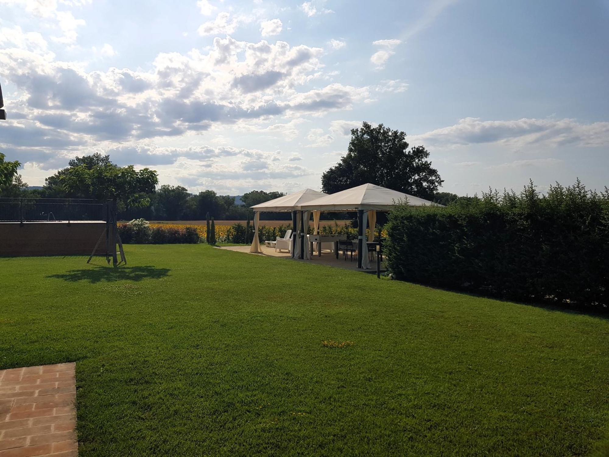 Agriturismo Villa Al Piano Todi Eksteriør billede